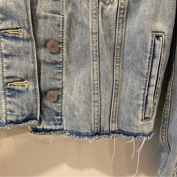 Distressed denim jacket - Picture 3 of 14